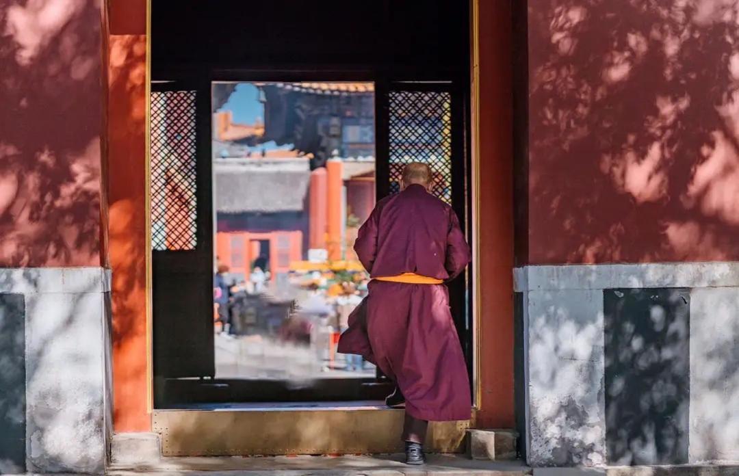 The East Hotel-Very Close To The Drum Tower,The Lama Temple,Houhai Bar Street,And The Forbidden City,There Are Many Old Beijing Traditional Hutongs Around The Hotel ,Experience The Culture Of Old Beijing Hutongs,Near Exit A Of Shichahai On Metro Line المظهر الخارجي الصورة